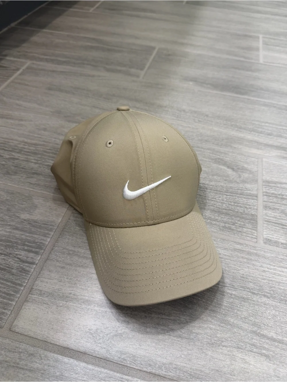 NWOT Beige Nike Dri-fit Baseball Hat